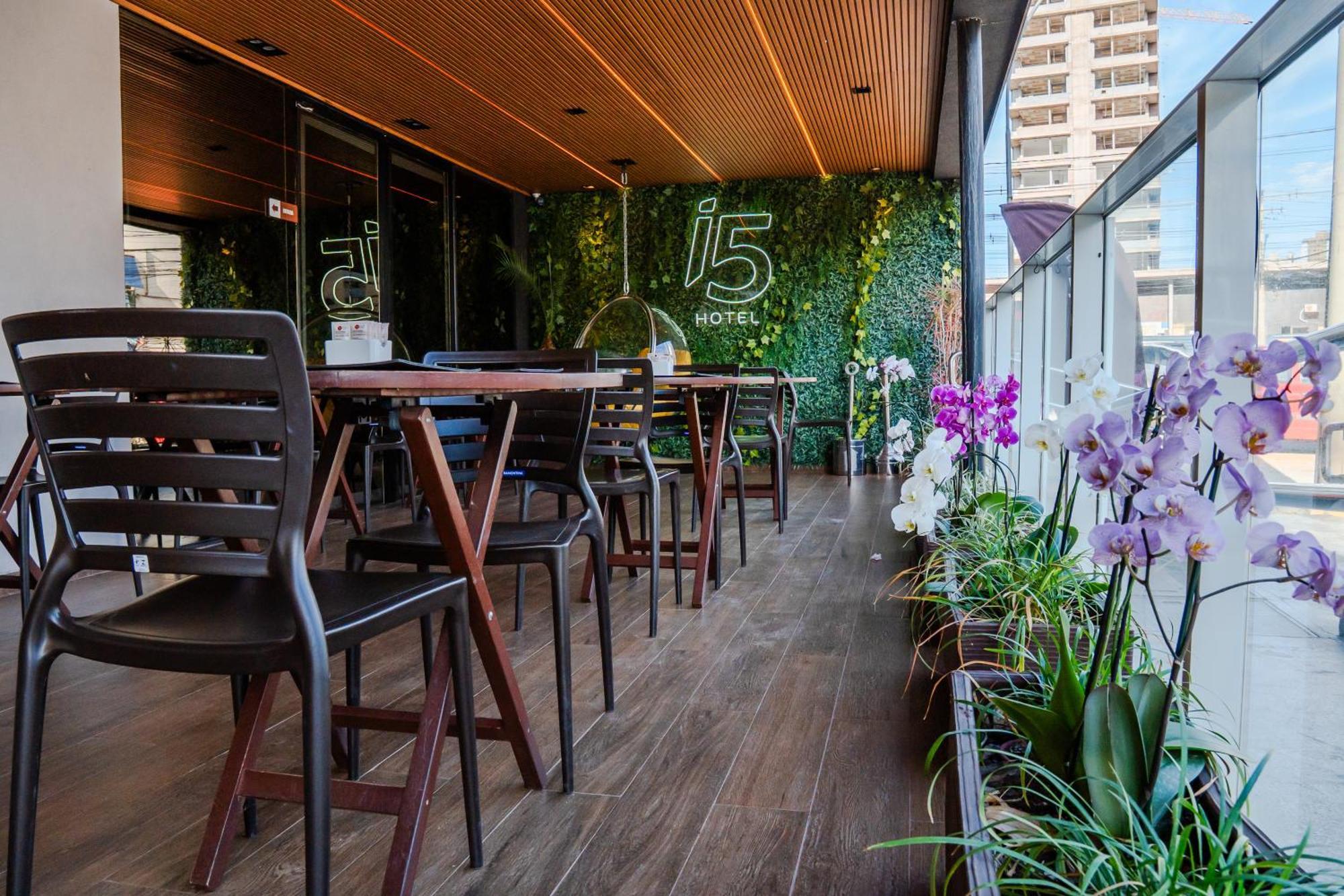 I5 Play Hotel Aguas Claras Exterior photo