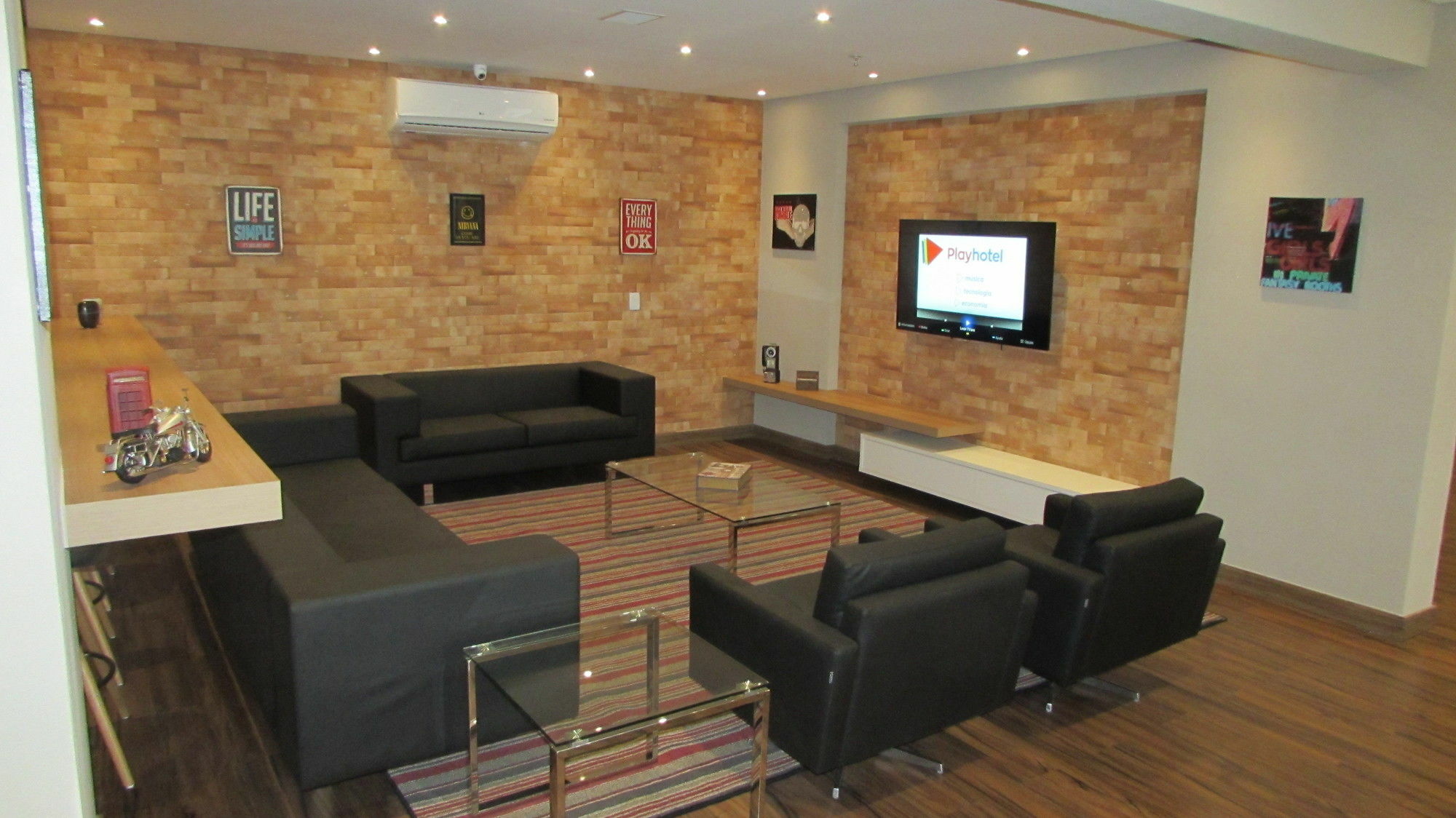 I5 Play Hotel Aguas Claras Exterior photo